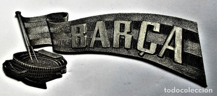 Pins de colecci&oacute;n: Antigua placa del F.C.Barcelona