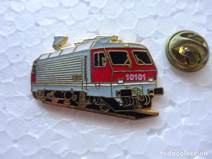 Pins de colecci&oacute;n: PIN DE TRENES FERROCARRILES. SUIZA. LOCOMOTORA 10101