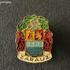 Pins de colección: PIN - INSIGNIA DE IMPERDIBLE - ZARAUZ. Lote 347719798