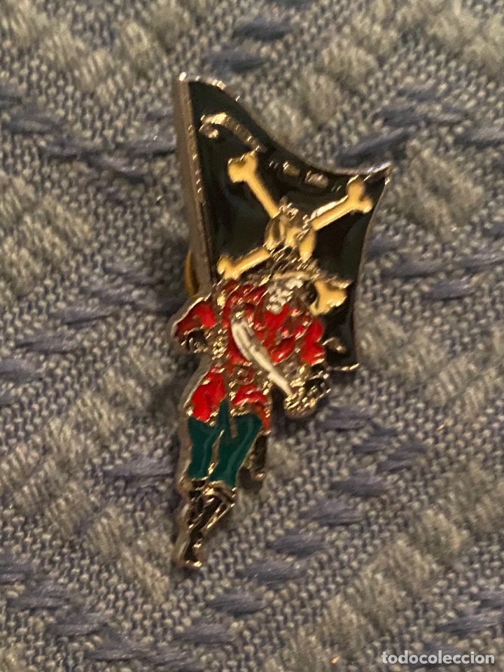 Pins de colecci&oacute;n: Pin discoteca limite local - Foto 1