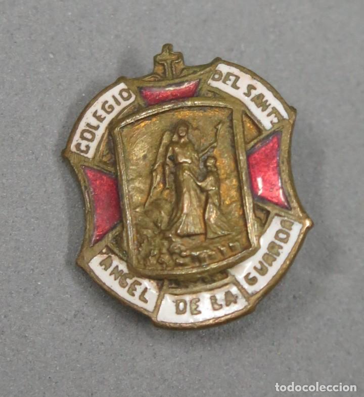 Collection pins: PIN O INSIGNIA. COLEGIO DEL SANTO ANGEL DE LA GUARDA. ESMALTE