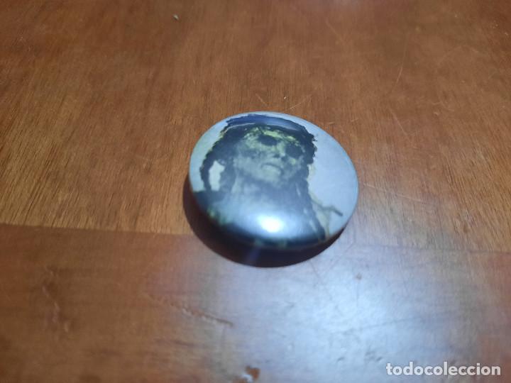 Pins de colecci&oacute;n: BOCKLIN. LA PESTE. DETALLE. CHAPA. PIN. 0.31 MM. DETR&Aacute;S MET&Aacute;LICA. BUEN ESTADO. SIN USO. DIFICIL