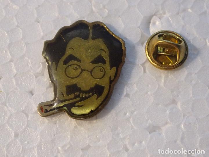 Sammlung von Pins: PIN DE CINE TELEVISI&Oacute;N GROUCHO MARX.