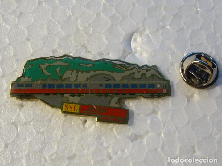 Pins e Spille di collezione: PIN DE TRENES FERROCARRILES. SUIZA. SSG VAG&Oacute;N RESTAURANTE