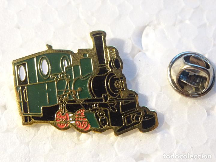 Sammlung von Pins: PIN DE TRENES FERROCARRILES. SUIZA. ANTIGUA LOCOMOTORA