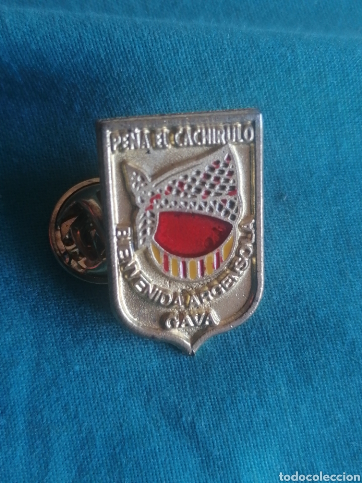Pins de colecci&oacute;n: Pin Pe&ntilde;a El Cachirulo bienvenida Argensola Gav&aacute; Arag&oacute;n Pe&ntilde;a aragonesa