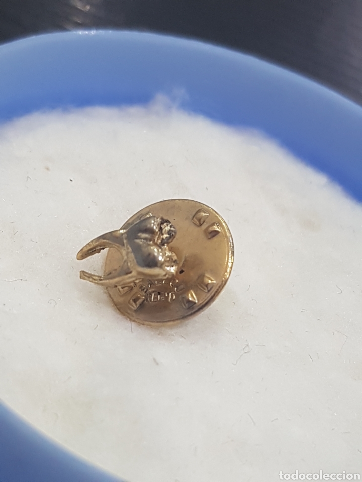Pins de colecci&oacute;n: Pin con forma de muela. (L29) - Foto 2
