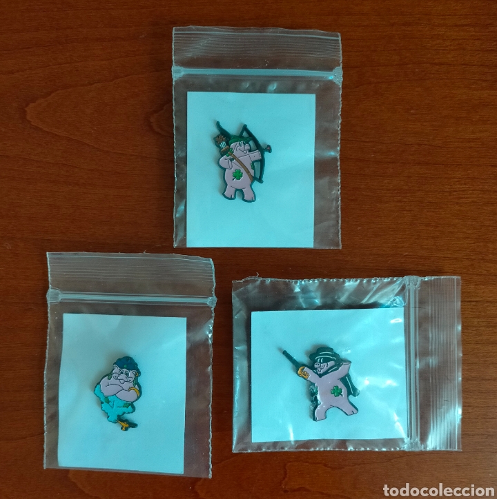 Pins de colecci&oacute;n: Colecci&oacute;n pines BBVA Cerdito Libreto NUEVO Y SIN SACAR DE SU BOLSA El zorro, Genio y Arquero
