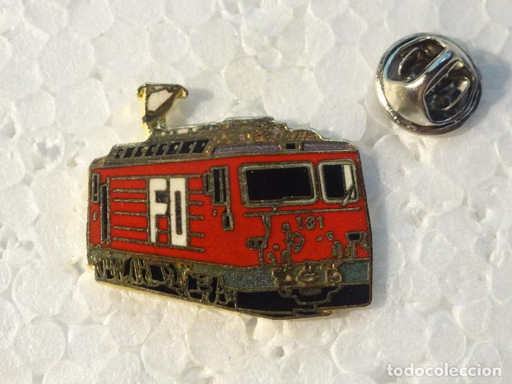 Sammlung von Pins: PIN DE TRENES FERROCARRILES. SUIZA. LOCOMOTORA FO 131