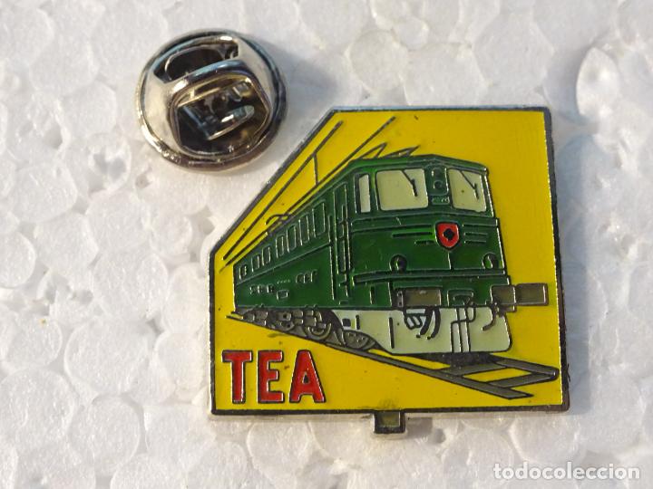 Pins e Spille di collezione: PIN DE TRENES FERROCARRILES. SUIZA. SBB CFF FFS TEA