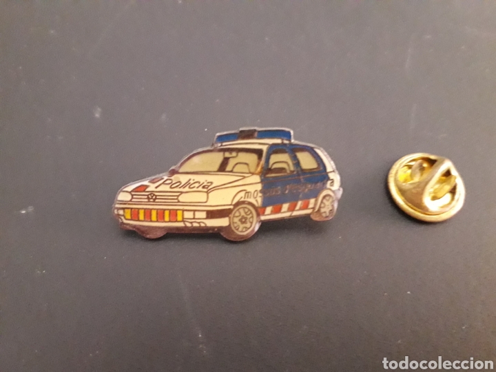 Collection pins: PIN COCHE POLIC&Iacute;A, MOSSOS D'ESCUADRA, CATALUNYA PEDIDO M&Iacute;NIMO 3&euro;