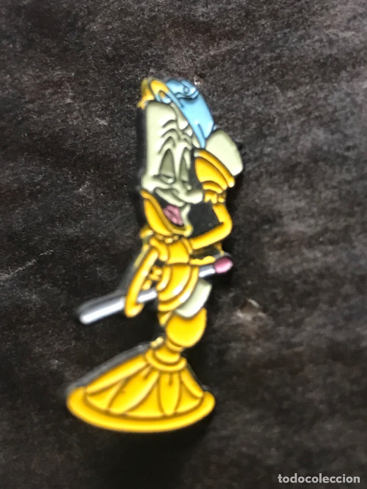Collection pins: PIN DISNEY LA BELLA Y LA BESTIA LUMIERE - DIBUJOS