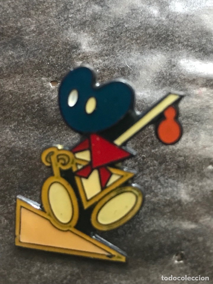 Pin's de collection: PIN MASCOTA XACOBEO PELEGRIN BICICLETA - PELEGRINO CAMINO SANTIAGO CICLISTA