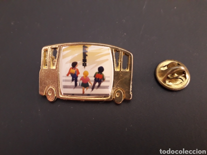 Pins de colecci&oacute;n: PIN AUTOB&Uacute;S PEDIDO M&Iacute;NIMO 3&euro; - Foto 1
