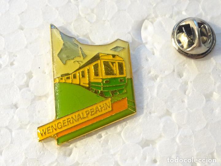Pins e Spille di collezione: PIN DE TRENES FERROCARRILES. SUIZA. TREN WENGERNALPBAHN