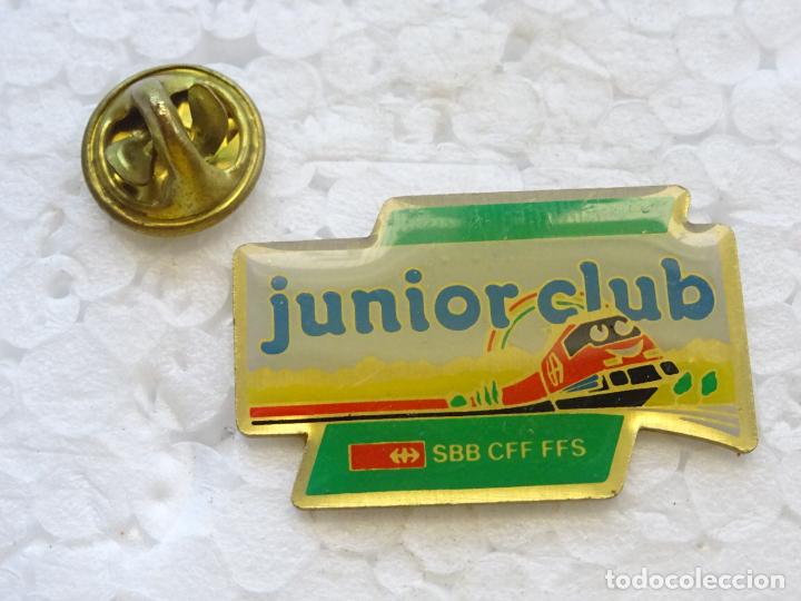 Sammlung von Pins: PIN DE TRENES FERROCARRILES. SUIZA. SBB CFF FFS JUNIOR CLUB