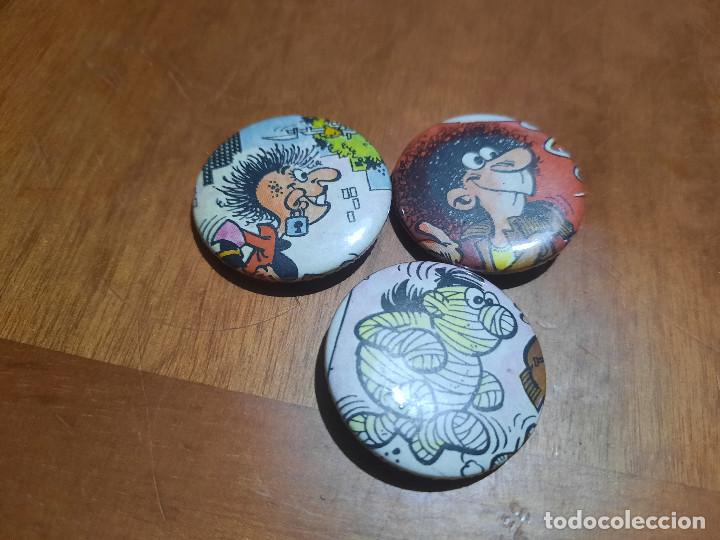 Pins e Spille di collezione: CHICHA, TATO, CLODOVEO. IBA&Ntilde;EZ. 3 CHAPA. PIN. 0.31 MM. DETR&Aacute;S MET&Aacute;LICA. BUEN ESTADO. SIN USO