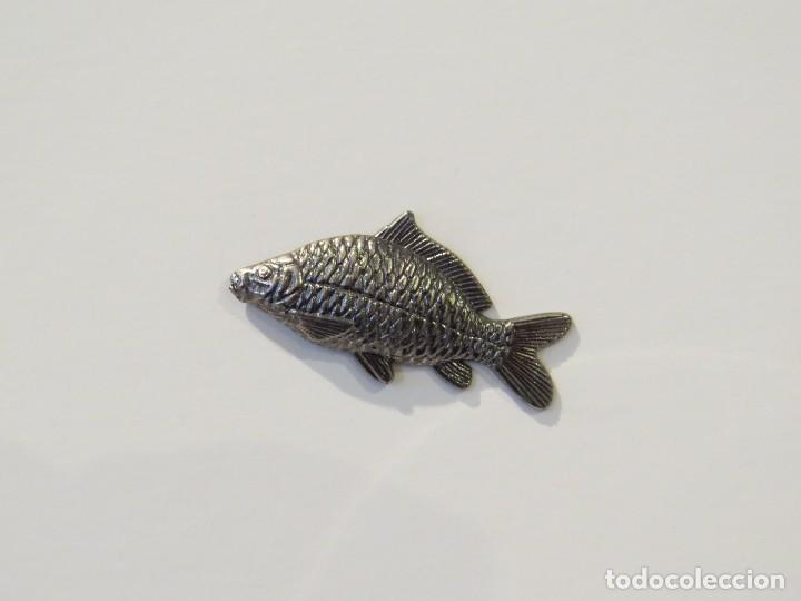 Pins de colecci&oacute;n: Pins de Pesca, Pez-Carpa - Foto 1
