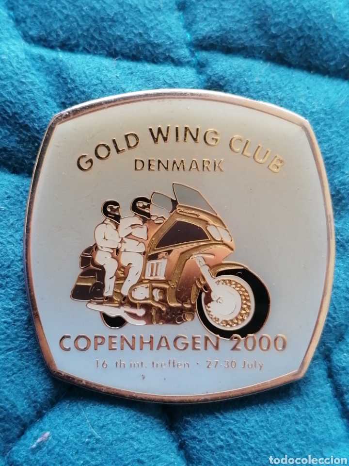 Sammlung von Pins: Pin badge Gold Wing Club Copenhagen 2000 Denmark motos moteros encuentro