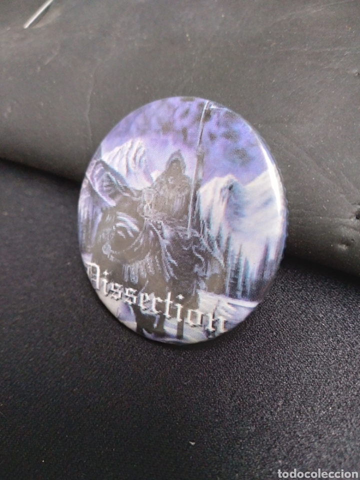 Collection pins: CHAPA 4CM-DISSERTION-MUSICA-