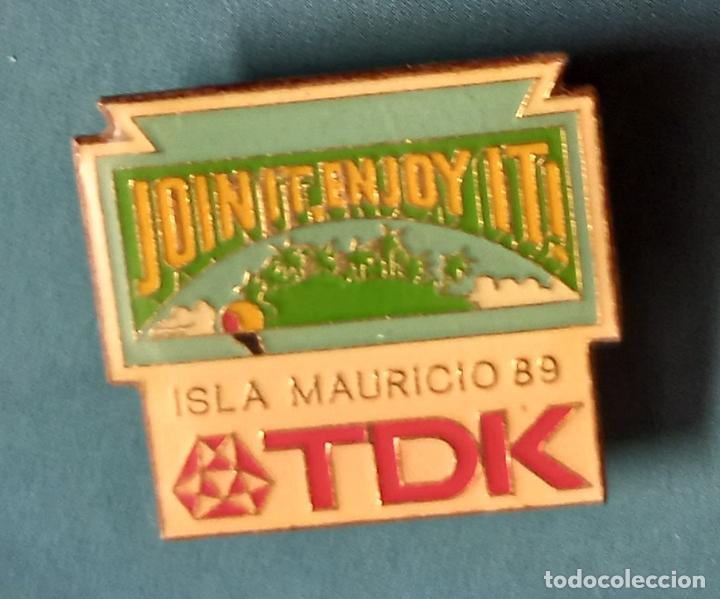 Pins de colecci&oacute;n: pin tdk isla mauricio 89 mundial atletismo