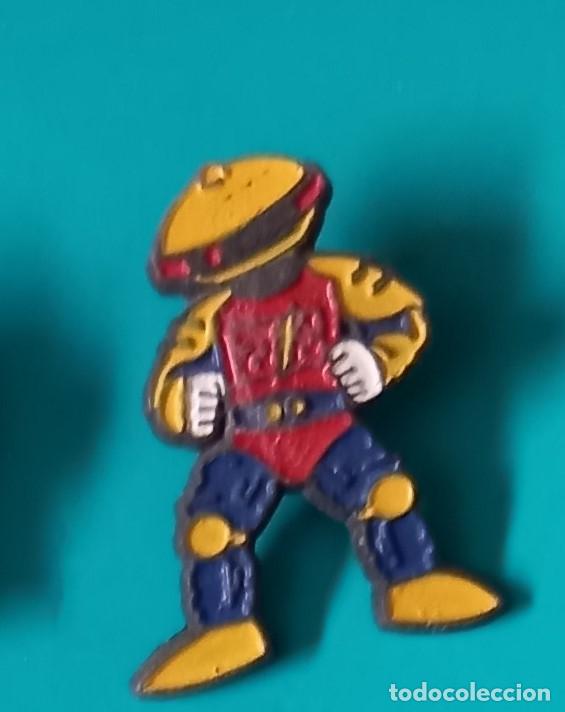 Pins de colecci&oacute;n: pin bollycao power rangers