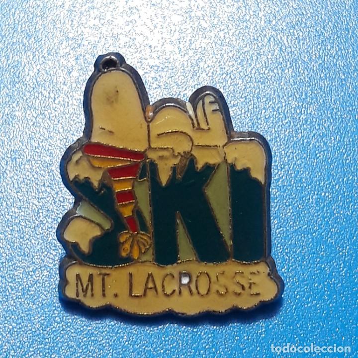 Pins de colecci&oacute;n: PIN SNOOPY SKI MT LACROSSE