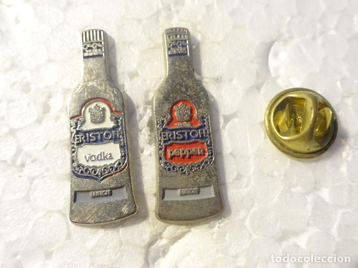 Pins de cole&ccedil;&atilde;o: 2 PINS DE BEBIDAS. BOTELLAS DE ERISTOFF VODKA Y PEPPER