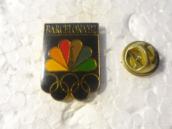 Pins de colecci&oacute;n: PIN DE DEPORTES. JUEGOS OL&Iacute;MPICOS OLIMPIADAS BARCELONA 92 1992. RADIO TELEVISI&Oacute;N CNN NBC