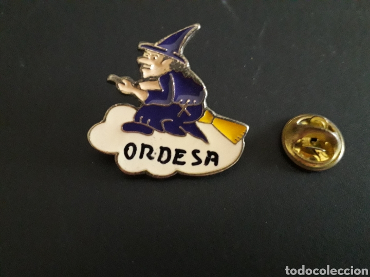 Pins de colecci&oacute;n: PIN BRUJA. PEDIDO M&Iacute;NIMO 3&euro; - Foto 1