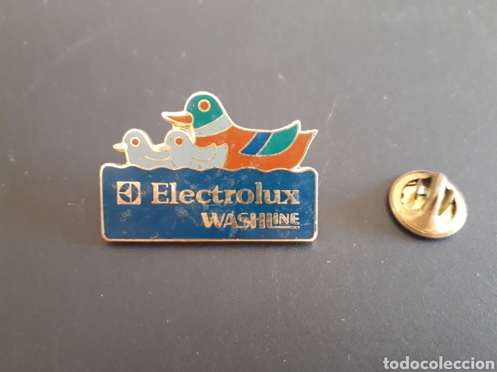 Pins de cole&ccedil;&atilde;o: PIN ELECTROLUX, LAVADORA. PATOS. AVES. FAUNA. PEDIDO M&Iacute;NIMO 3&euro;