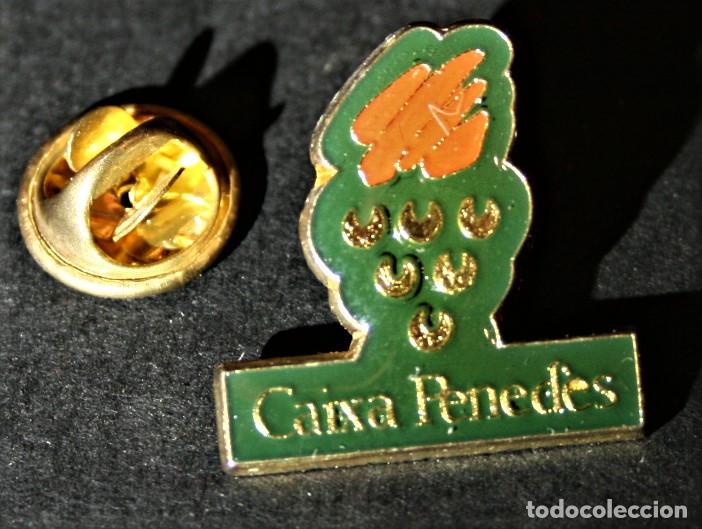 Pins de colecci&oacute;n: PIN - LOGO CAIXA PENED&Egrave;S - Foto 1