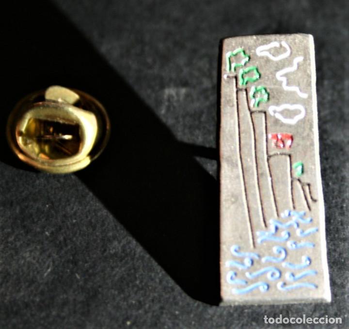 Pins de colecci&oacute;n: PIN - SELVA - EL PAIS - Foto 1