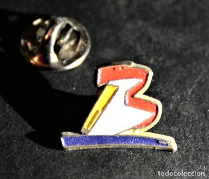 Pins de colecci&oacute;n: PIN - LOGO DE BARCELONA - Foto 1