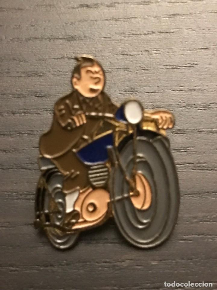 Pins de colecci&oacute;n: PIN TINTIN EN MOTO COMIC PERSONAJE HERGE