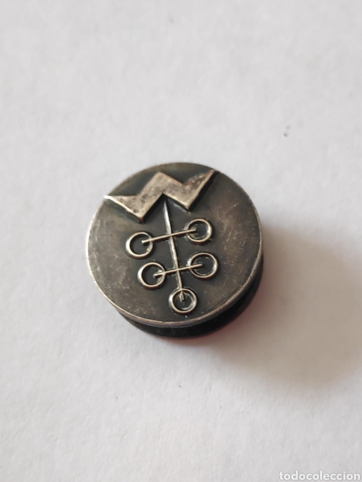 Pins de colecci&oacute;n: Pin de solapa de plata - Foto 1