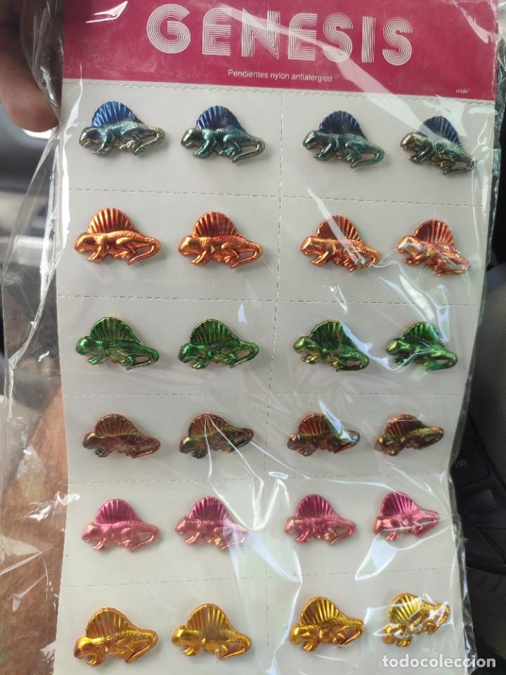 Pins de colecci&oacute;n: Blister vintage pines o pendientes