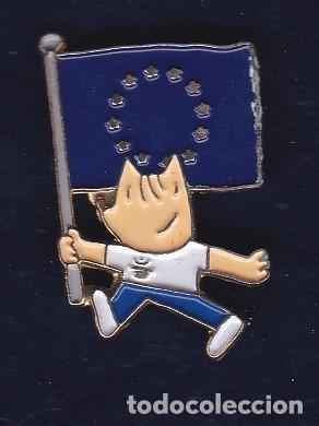 Pins de colecci&oacute;n: PIN DE COBI CON LA BANDERA DE EUROPA DE LAS OLIMPIADAS DE BARCELONA 92 (OLYMPIC GAMES)