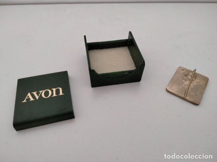 Pins de colecci&oacute;n: PIN 100 A&Ntilde;OS DE AVON - Foto 2