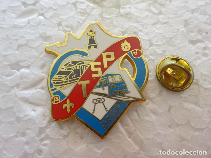 Pin's de collection: PIN DE TRENES FERROCARRILES. FRANCIA. TSP SNCF