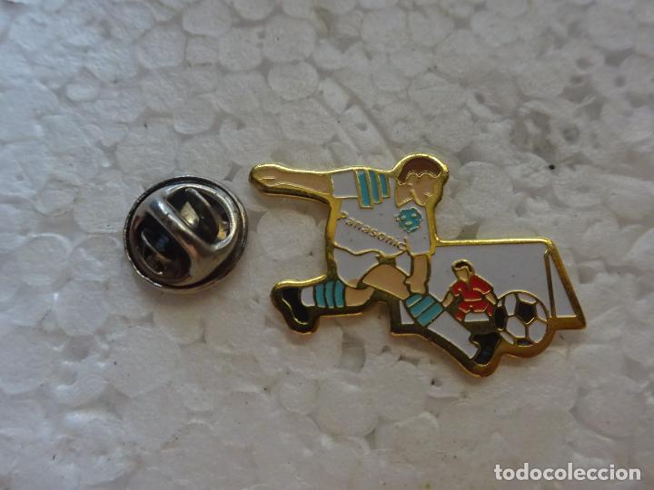 Pins e Spille di collezione: PIN DE DEPORTES. F&Uacute;TBOL OLIMPIQUE DE MARSELLA. FRANCIA