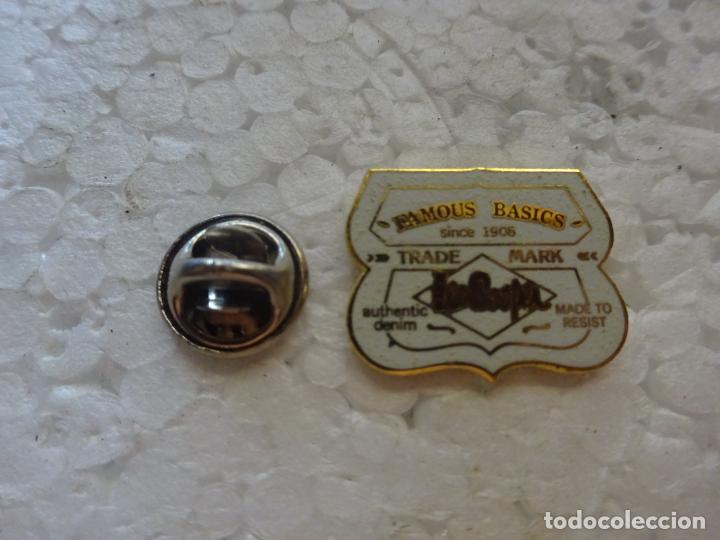 Pins e Spille di collezione: PIN DE MARCAS DE ROPA. ETIQUETA JEANS VAQUEROS LEE COOPER