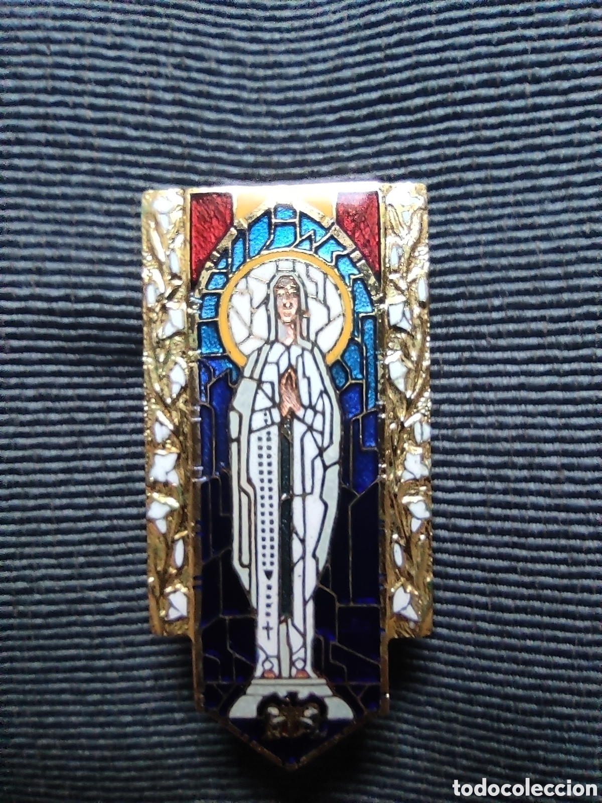 Pins de colecci&oacute;n: Pin Insignia esmaltada de la HOSPITALIDAD VALENCIANA NUESTRA SE&Ntilde;ORA DE LA VIRGEN DE LOURDES