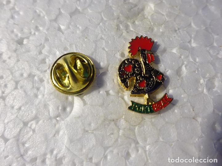 Sammlung von Pins: PIN DE TURISMO. GALLO BARCELO PORTUGAL
