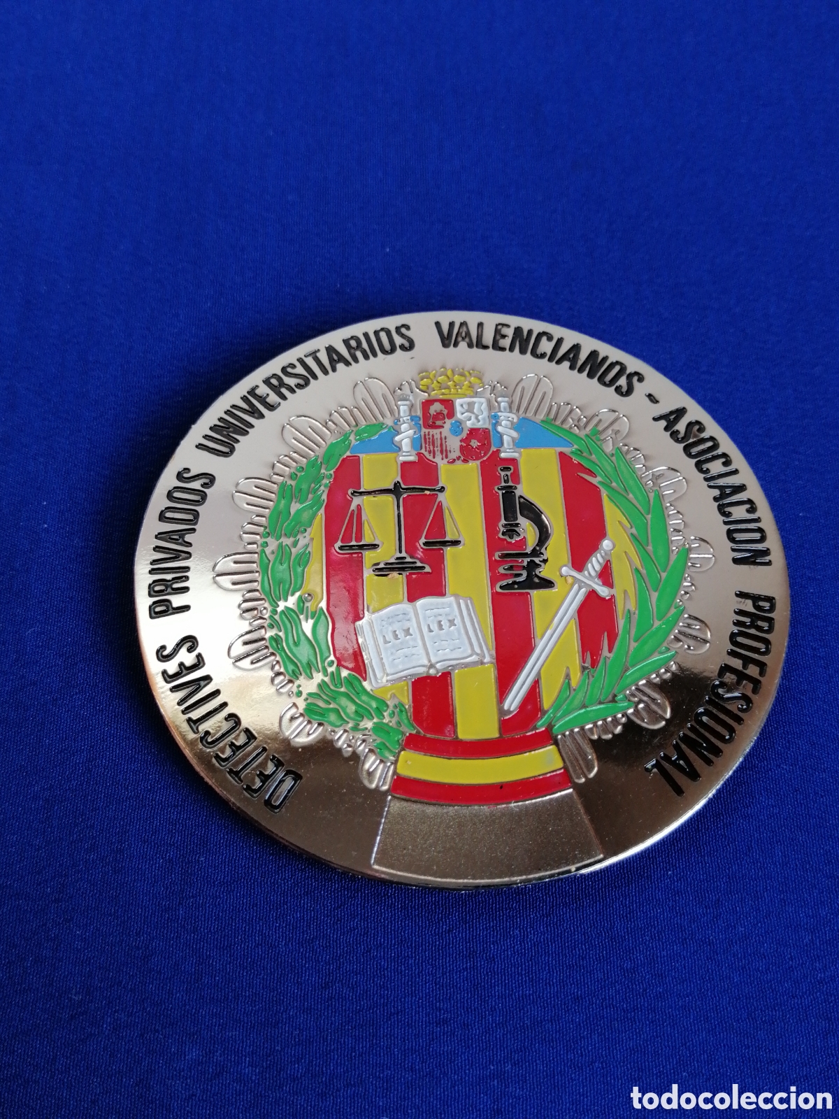 Pins de colecci&oacute;n: DETECTIVES PRIVADOS UNIVERSITARIOS VALENCIANOS ASOCIACI&Oacute;N PROFESIONAL PLACA PLATEADA