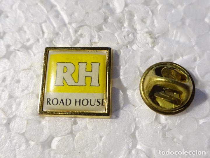 Sammlung von Pins: PIN DE COCHES MOTOS. ROAD HOUSE RH RECAMBIOS AUTOM&Oacute;VIL