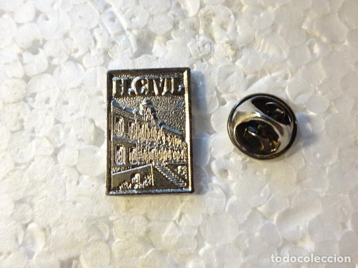 Pins e Spille di collezione: PIN DE SANIDAD MEDICINAS MEDICAMENTOS. HOSPITAL CIVIL M&Aacute;LAGA