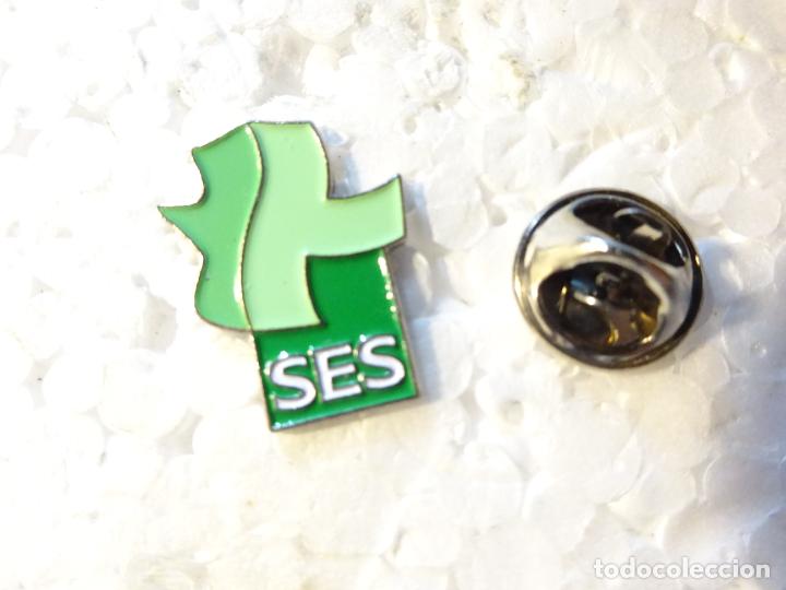 Pins de cole&ccedil;&atilde;o: PIN DE SANIDAD MEDICINAS MEDICAMENTOS. SES SERVICIO EXTREME&Ntilde;O DE SALUD. EXTREMADURA