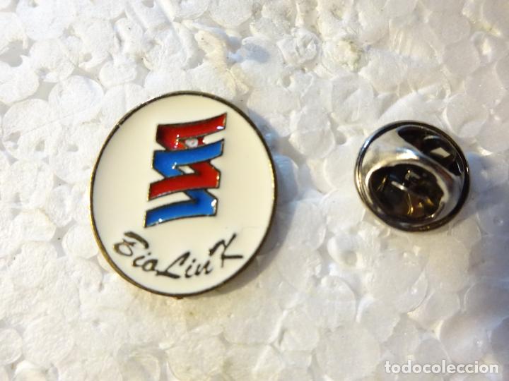 Pins e Spille di collezione: PIN DE SANIDAD MEDICINAS MEDICAMENTOS. BIO LINK