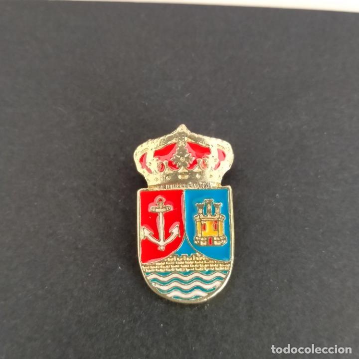 Pins de colecci&oacute;n: Pin escudo Rianjo (A CORU&Ntilde;A) - Foto 1